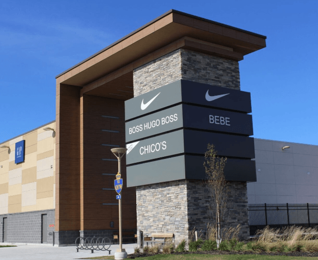 Niagara Outlet Collection
